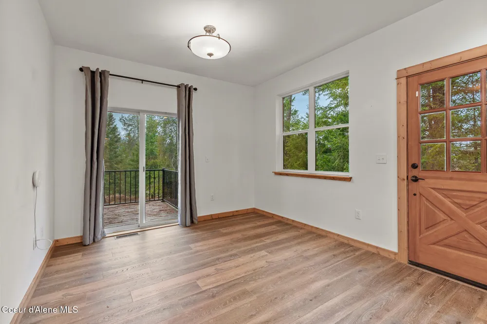 672 Hopkins Road Sandpoint, ID 83864
