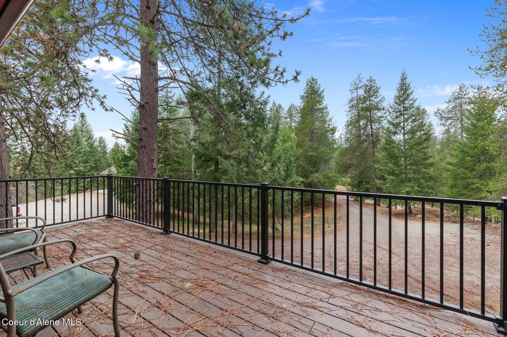 672 Hopkins Road Sandpoint, ID 83864