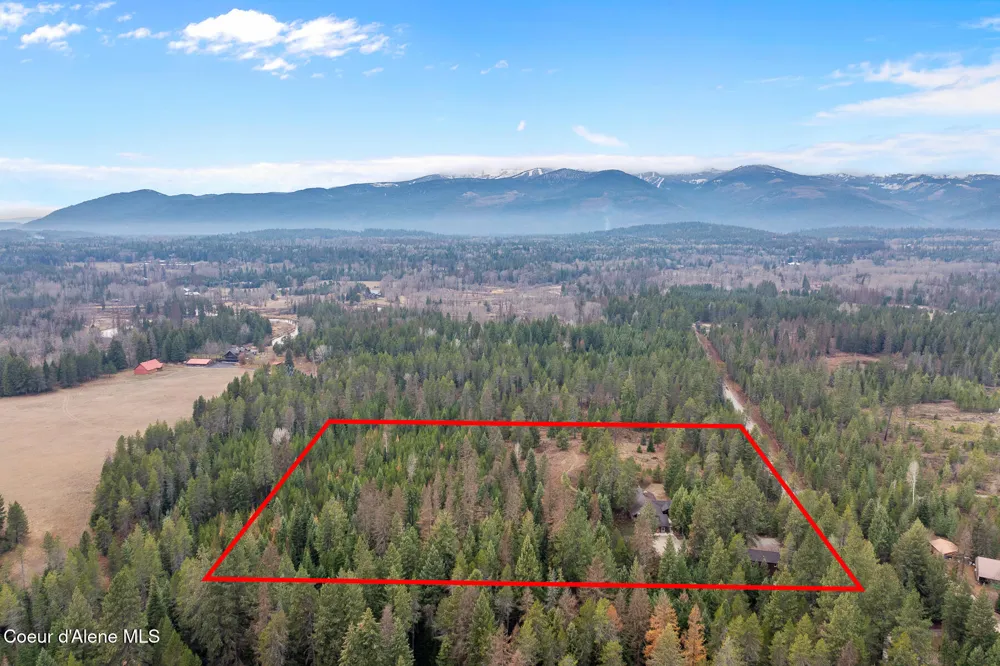 672 Hopkins Road Sandpoint, ID 83864