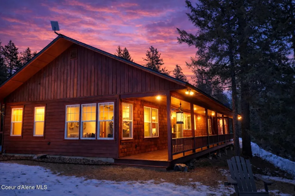 672 Hopkins Road Sandpoint, ID 83864