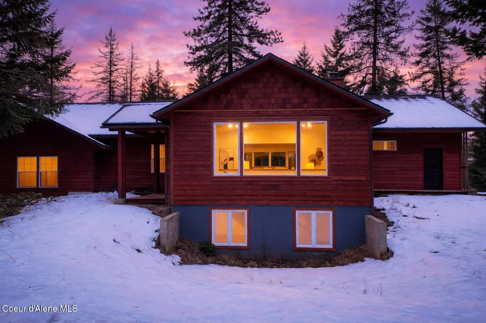 672 Hopkins Road Sandpoint, ID 83864