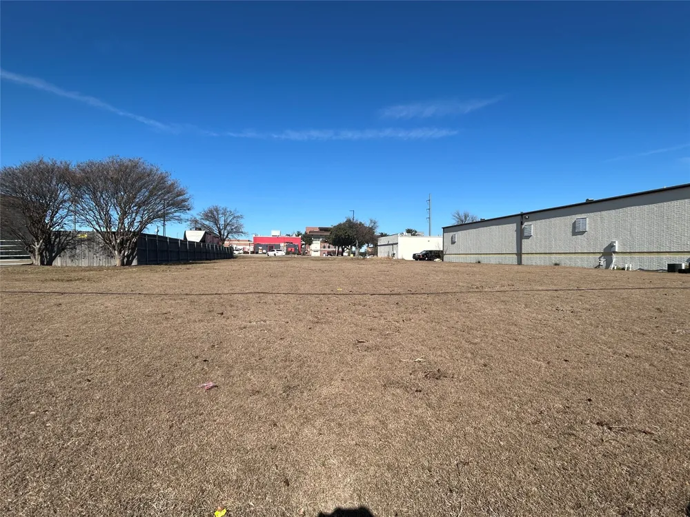 3817 Industrial Street Rowlett, TX 75088