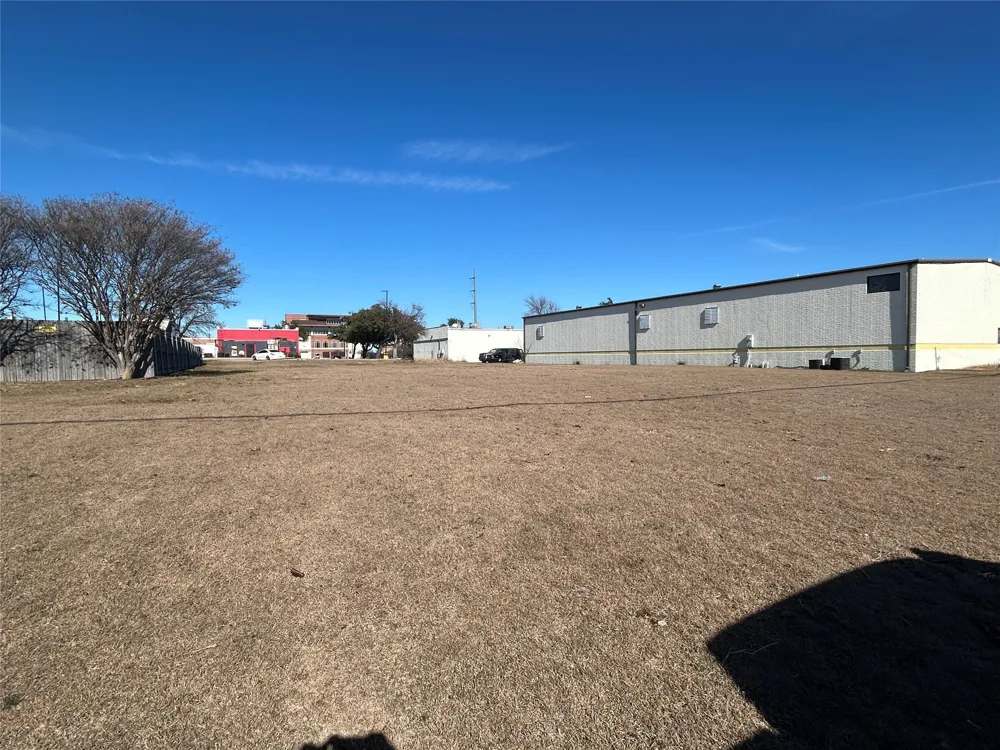 3817 Industrial Street Rowlett, TX 75088