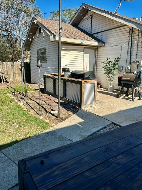 633 Tutt Avenue Taft, TX 78390