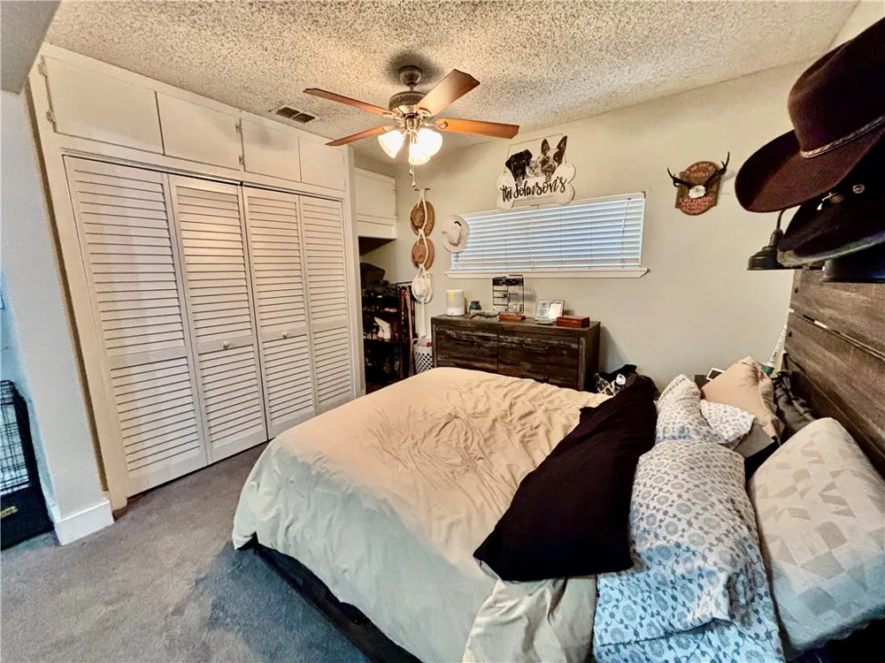 633 Tutt Avenue Taft, TX 78390
