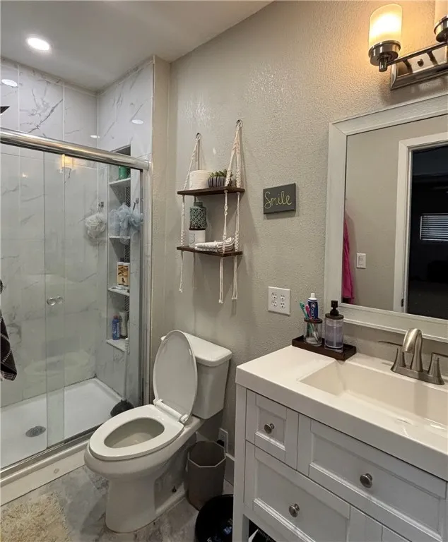 633 Tutt Avenue Taft, TX 78390