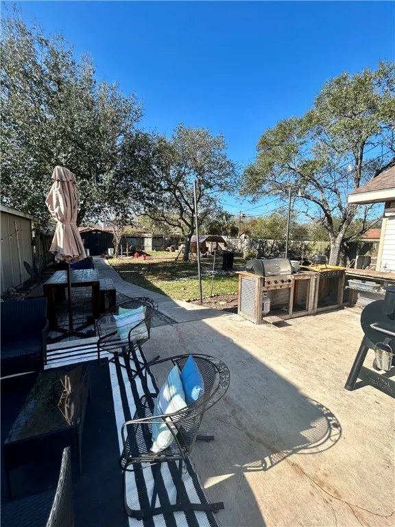 633 Tutt Avenue Taft, TX 78390