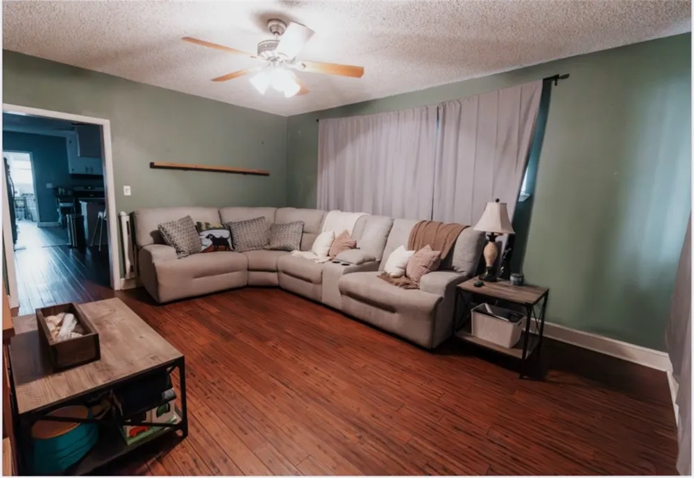 633 Tutt Avenue Taft, TX 78390