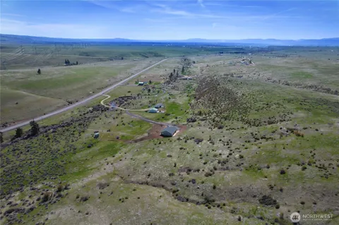16 XXX Hwy 97