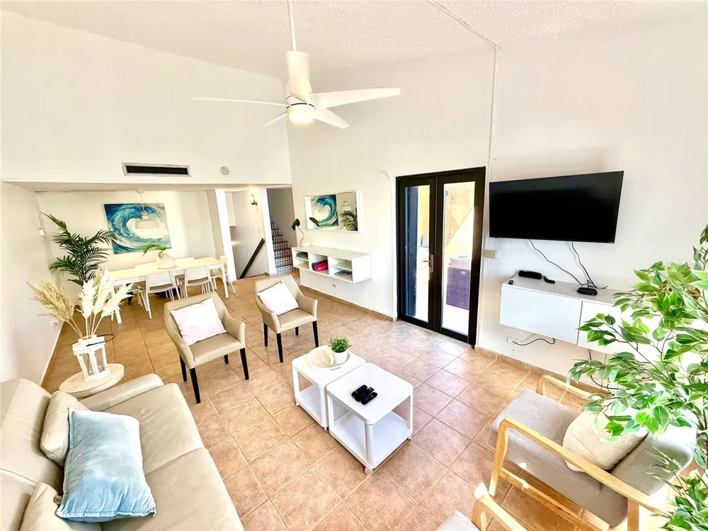 999 HARBOURSIDE #999 Humacao, PR 00791