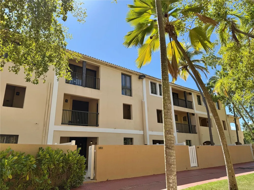 999 HARBOURSIDE #999 Humacao, PR 00791