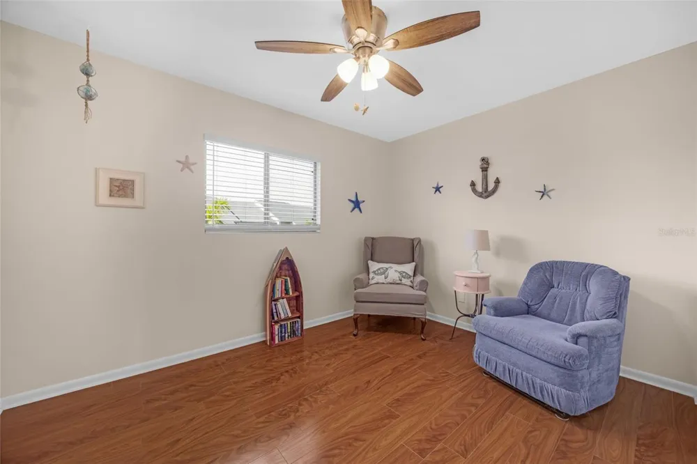 803 BAHIA DEL SOL DRIVE #B Ruskin, FL 33570