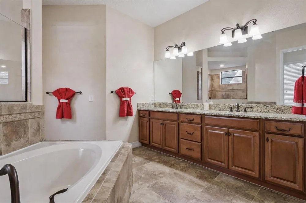 25499 HAWKS RUN LANE Sorrento, FL 32776