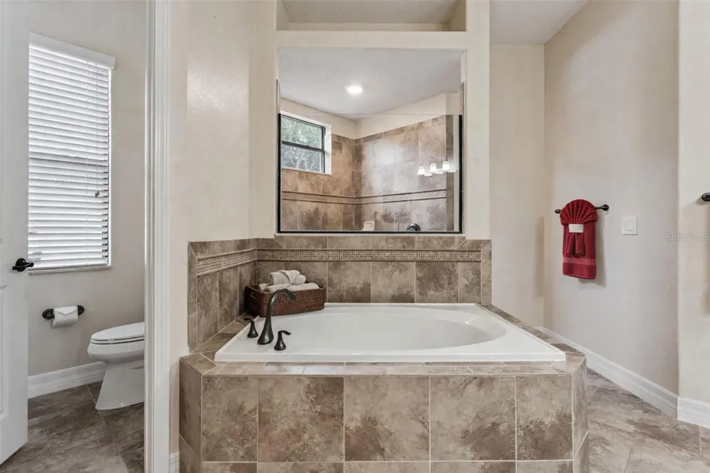 25499 HAWKS RUN LANE Sorrento, FL 32776