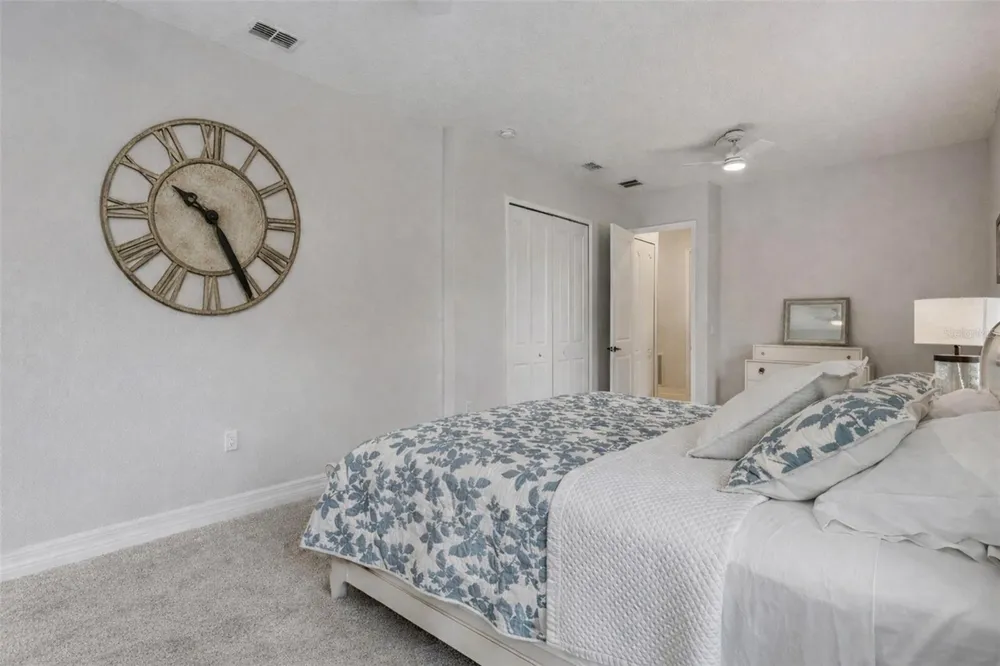 25499 HAWKS RUN LANE Sorrento, FL 32776
