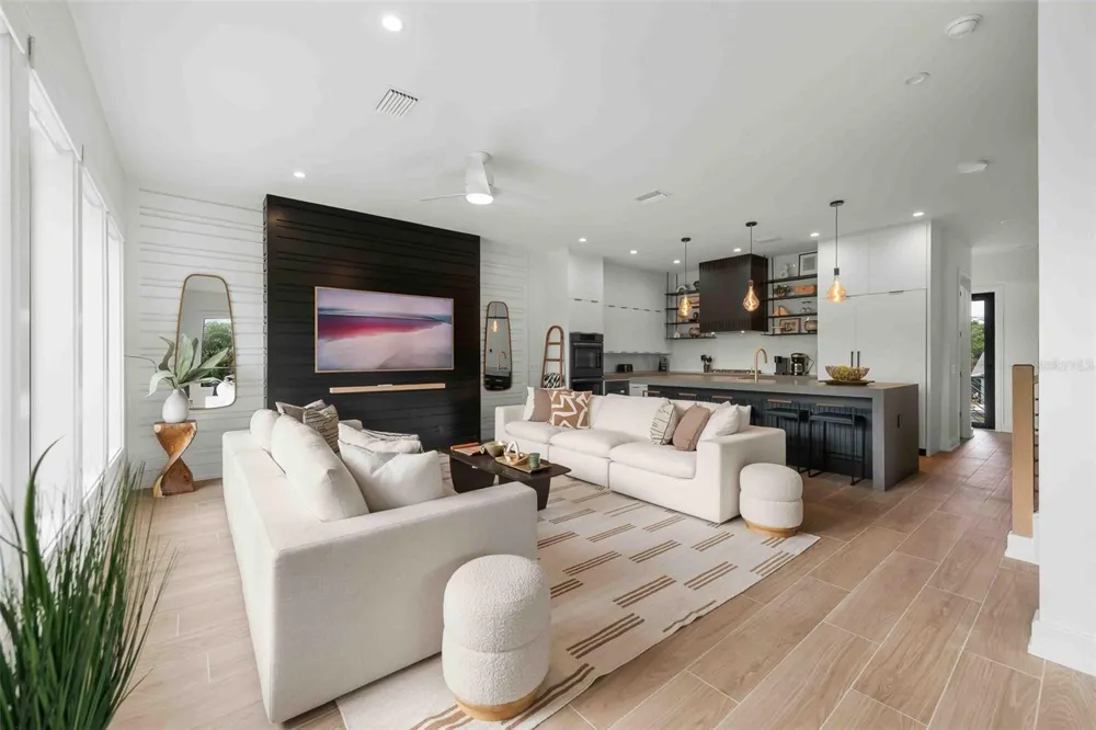 5612 GUAVA STREET Holmes Beach, FL 34217
