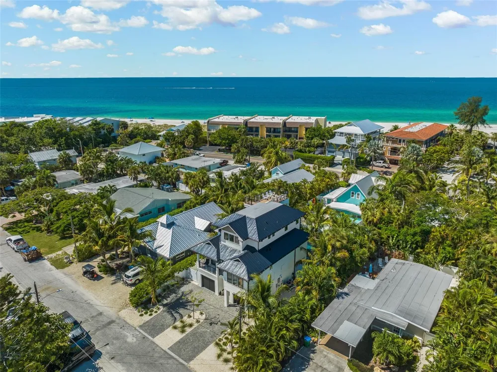5612 GUAVA STREET Holmes Beach, FL 34217