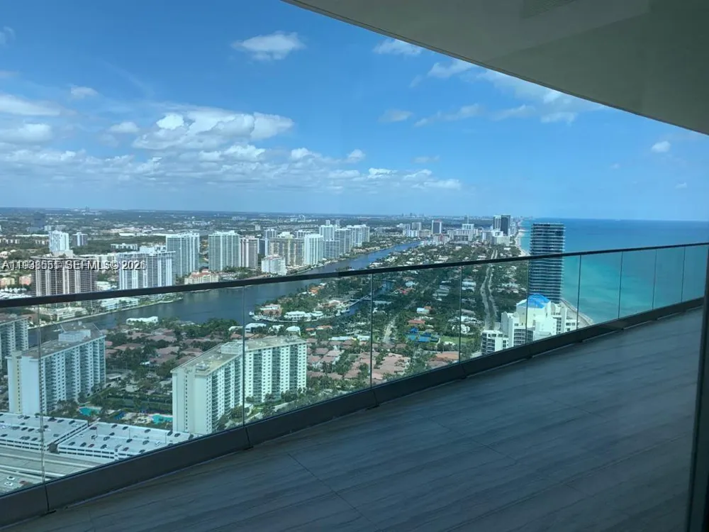 18975 Collins Ave #4705 Sunny Isles Beach, FL 33160