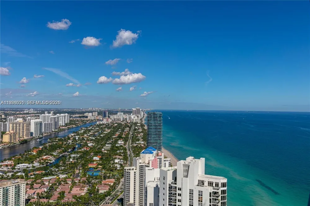 18975 Collins Ave #4705 Sunny Isles Beach, FL 33160