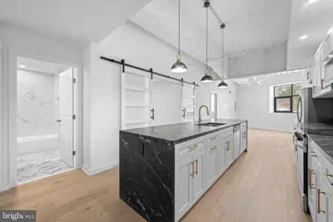 36 NARBERTH AVENUE #1B