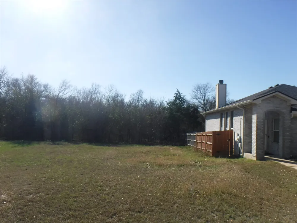 317 Gettysburg Loop Elgin, TX 78621