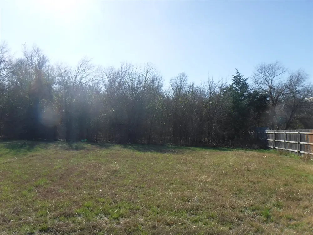 317 Gettysburg Loop Elgin, TX 78621