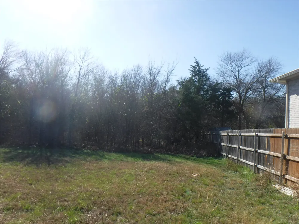 317 Gettysburg Loop Elgin, TX 78621
