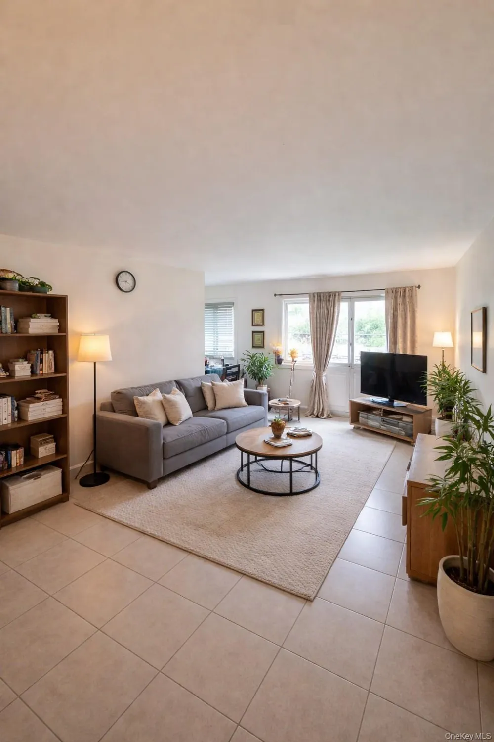 2453 B Union Boulevard #15A Islip, NY 11751