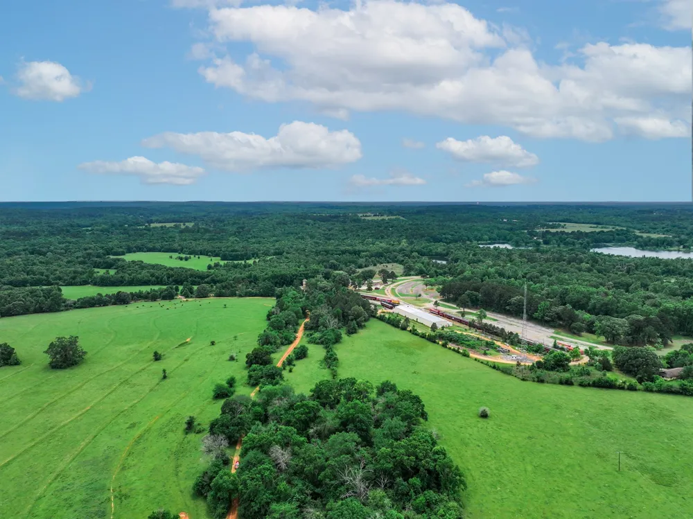 3732 US Highway 84 Palestine, TX 75801