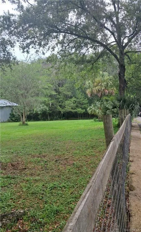 130TH STREET Belleview, FL 34420
