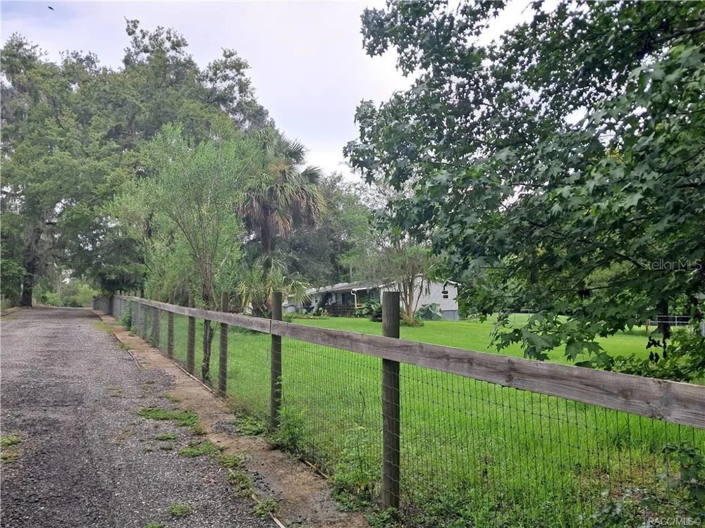 130TH STREET Belleview, FL 34420