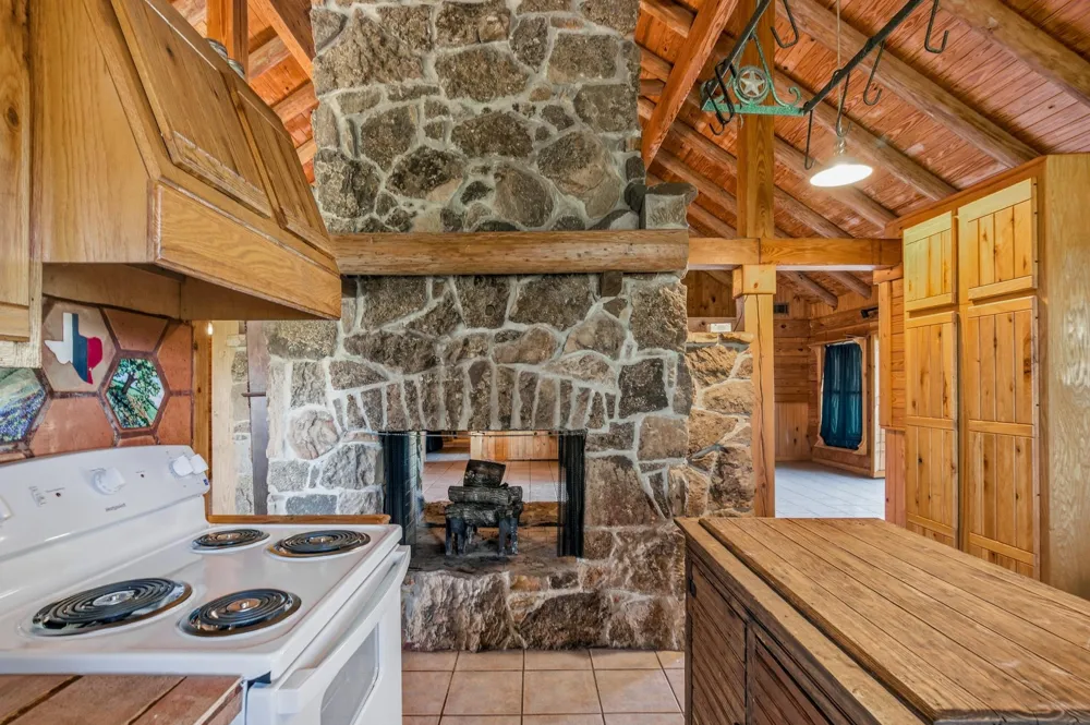 6347 Old Goliad Road Goliad, TX 77963