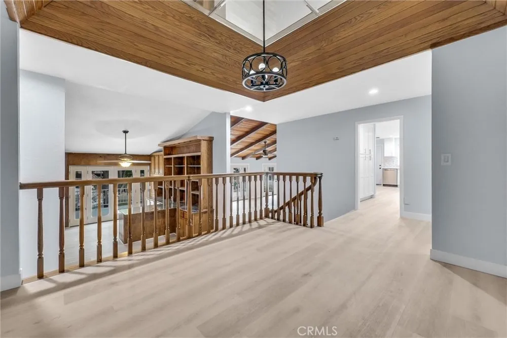 30279 Clear Water Canyon Lake, CA 92587
