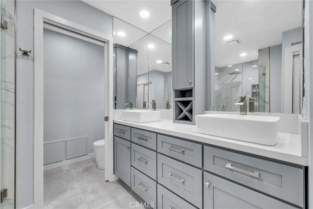 30279 Clear Water Canyon Lake, CA 92587