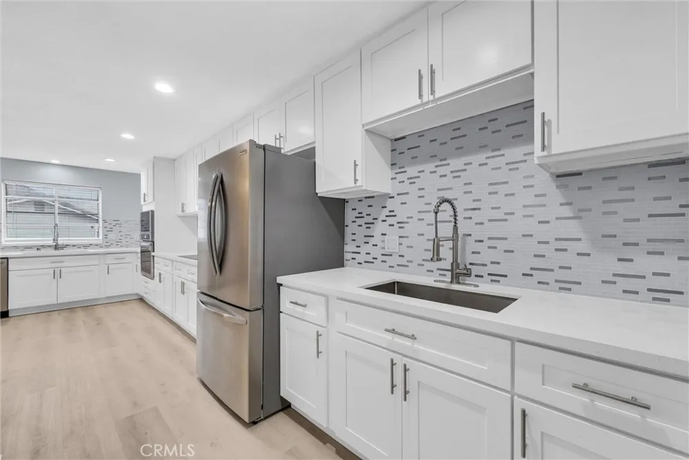 30279 Clear Water Canyon Lake, CA 92587