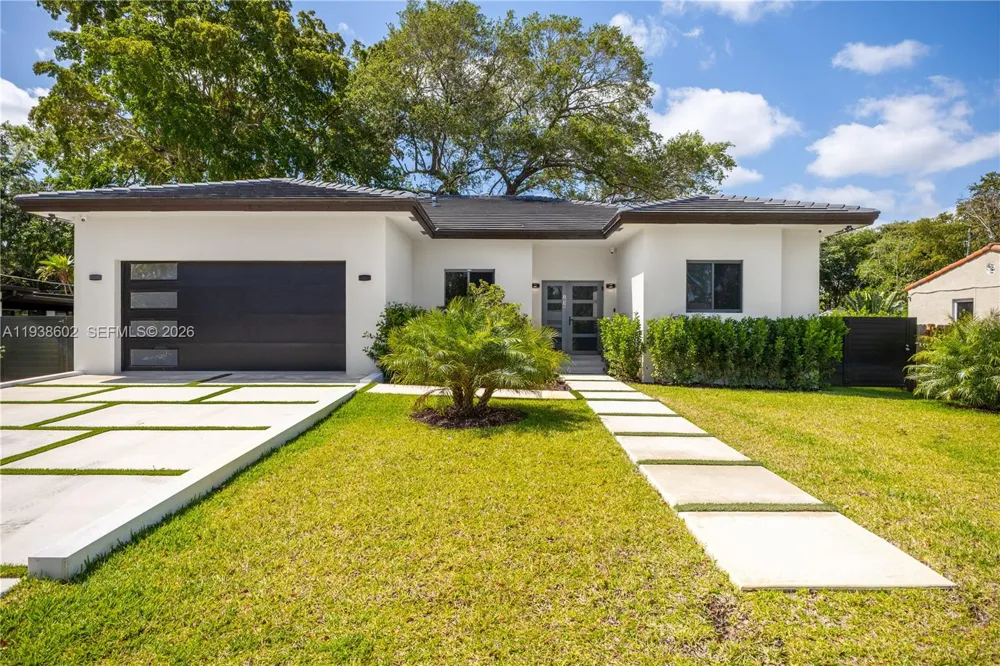 1030 NE 121st St Biscayne Park, FL 33161