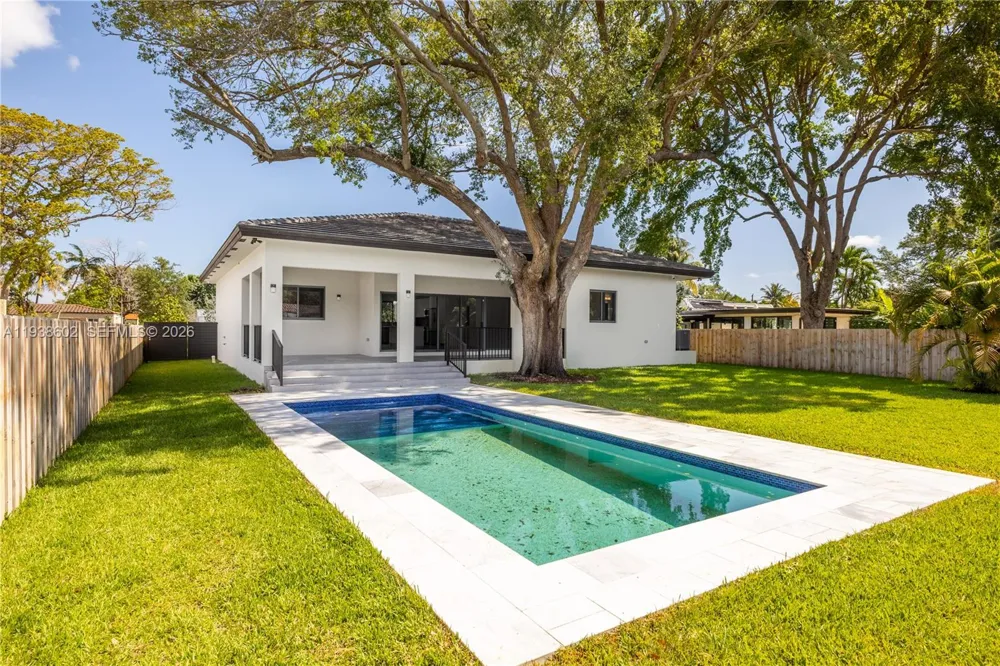 1030 NE 121st St Biscayne Park, FL 33161