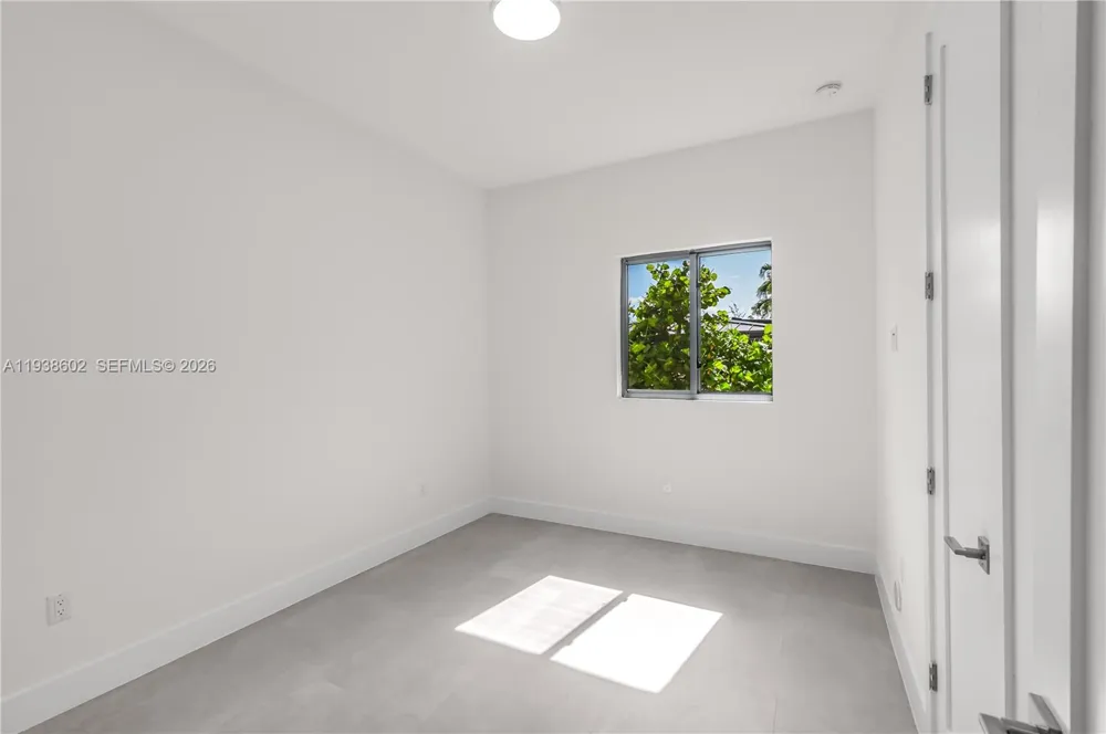 1030 NE 121st St Biscayne Park, FL 33161