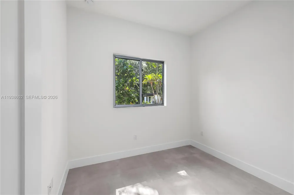 1030 NE 121st St Biscayne Park, FL 33161