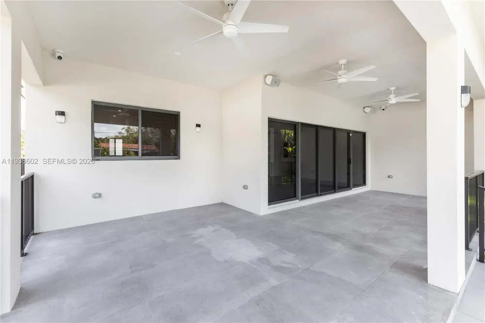 1030 NE 121st St Biscayne Park, FL 33161