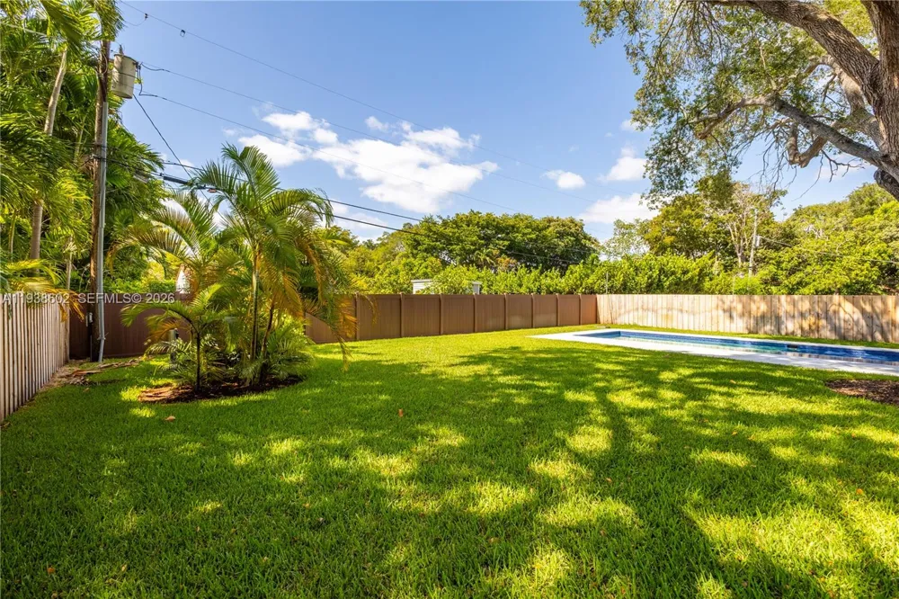 1030 NE 121st St Biscayne Park, FL 33161