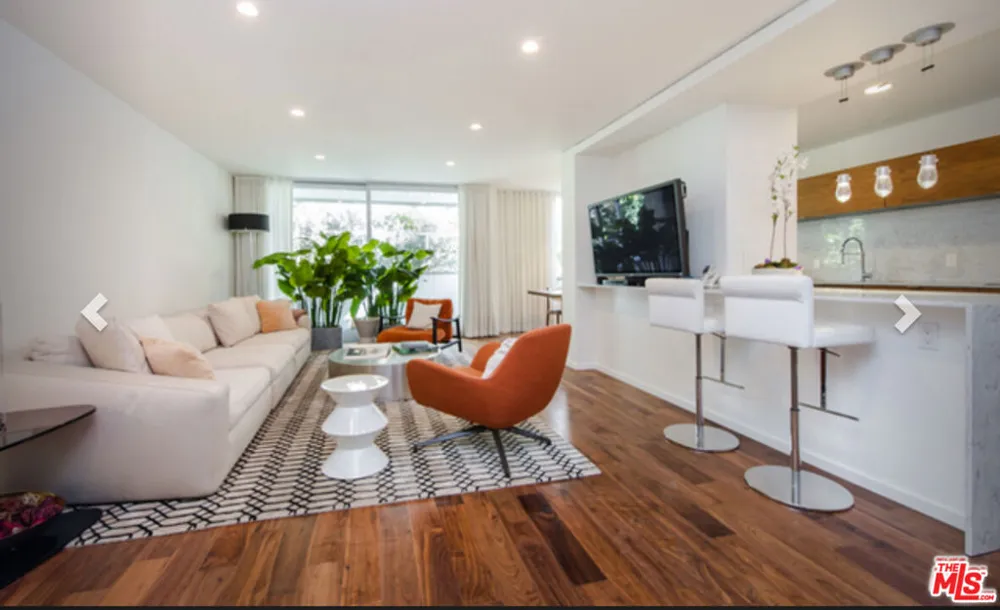 406 Oakhurst Drive #204 Beverly Hills, CA 90210