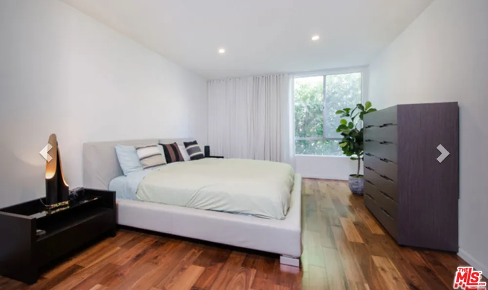 406 Oakhurst Drive #204 Beverly Hills, CA 90210
