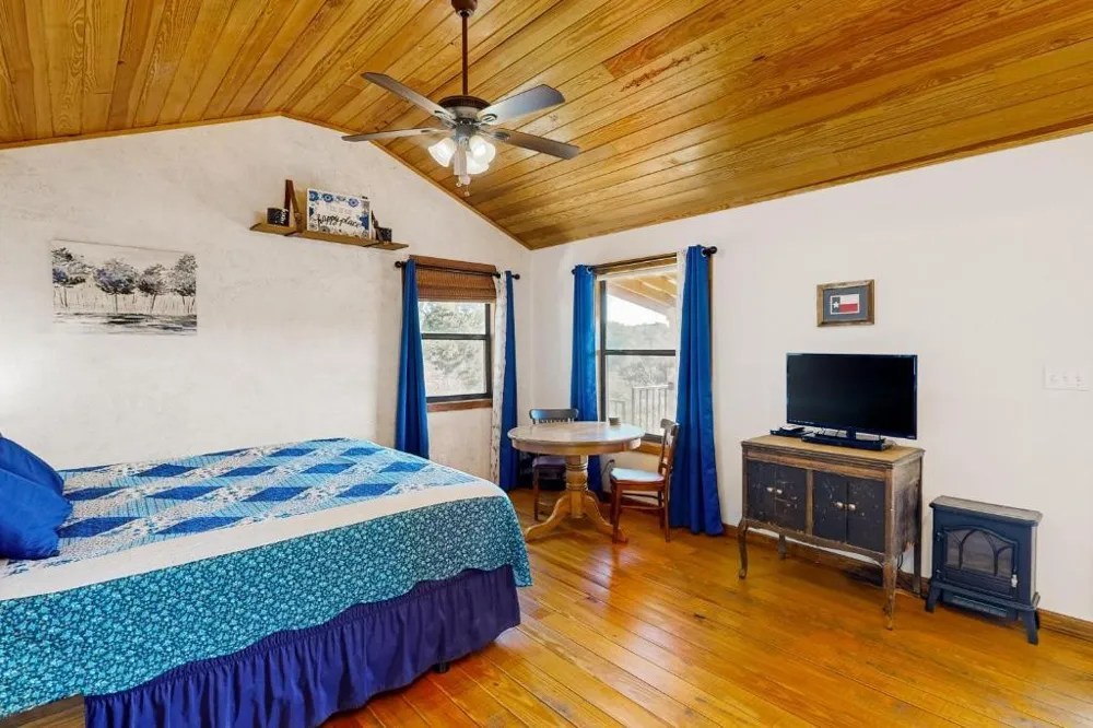 961 Buttercup Lane Wimberley, TX 78676