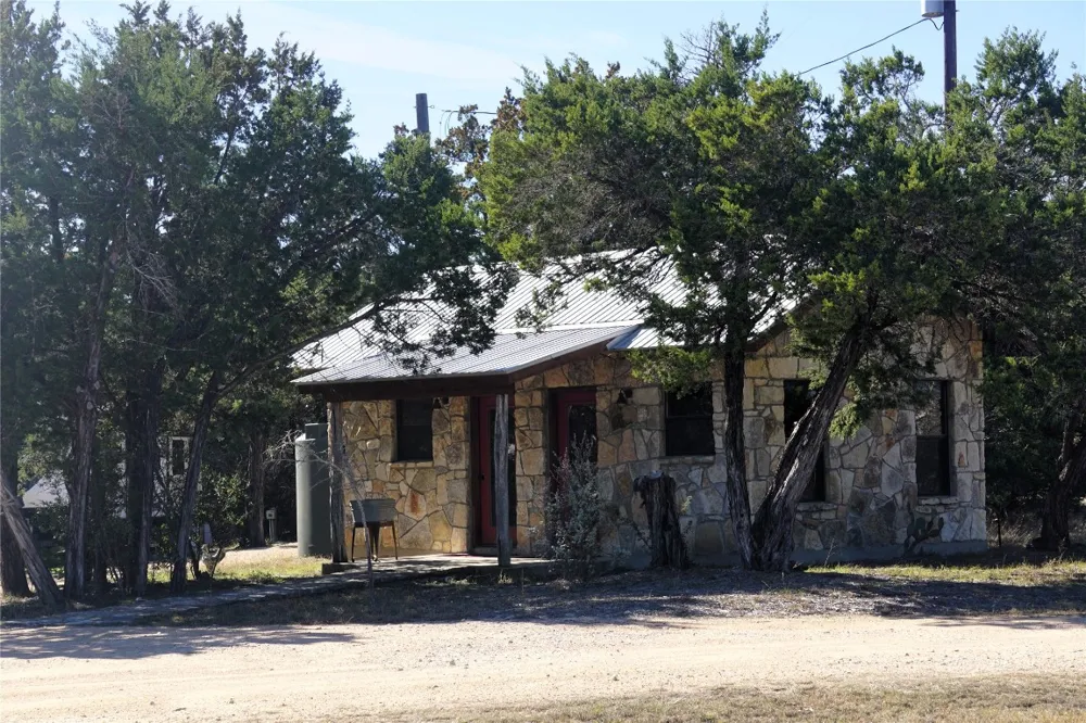 961 Buttercup Lane Wimberley, TX 78676