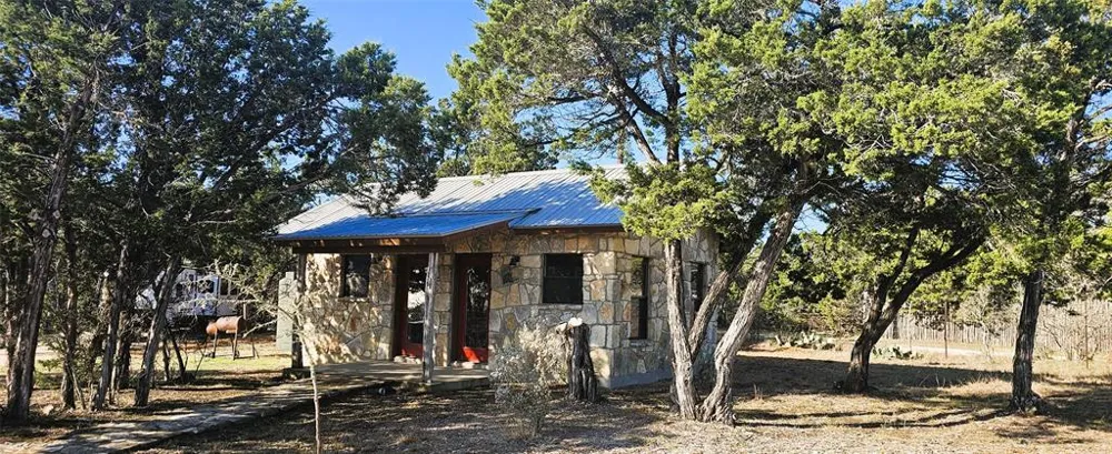 961 Buttercup Lane Wimberley, TX 78676