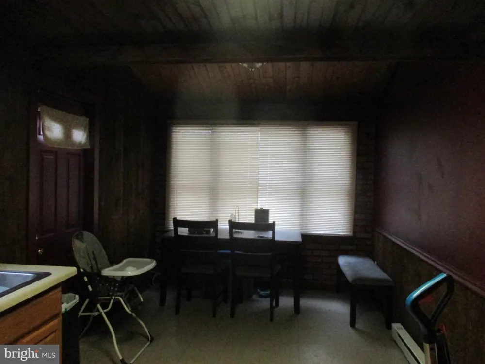 122 HEWITT STREET Trenton, NJ 08611