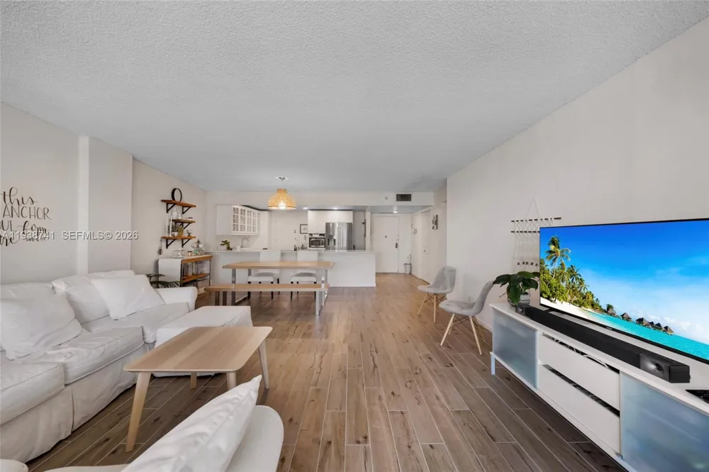 3800 S Ocean Dr #817 Hollywood, FL 33019