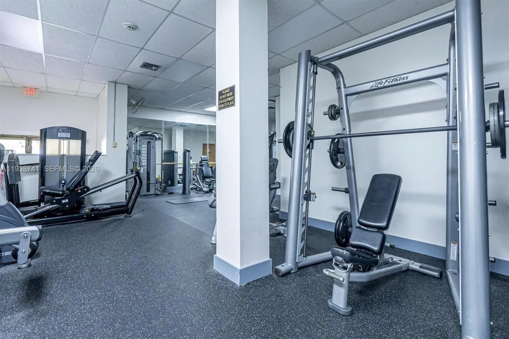 3800 S Ocean Dr #817 Hollywood, FL 33019