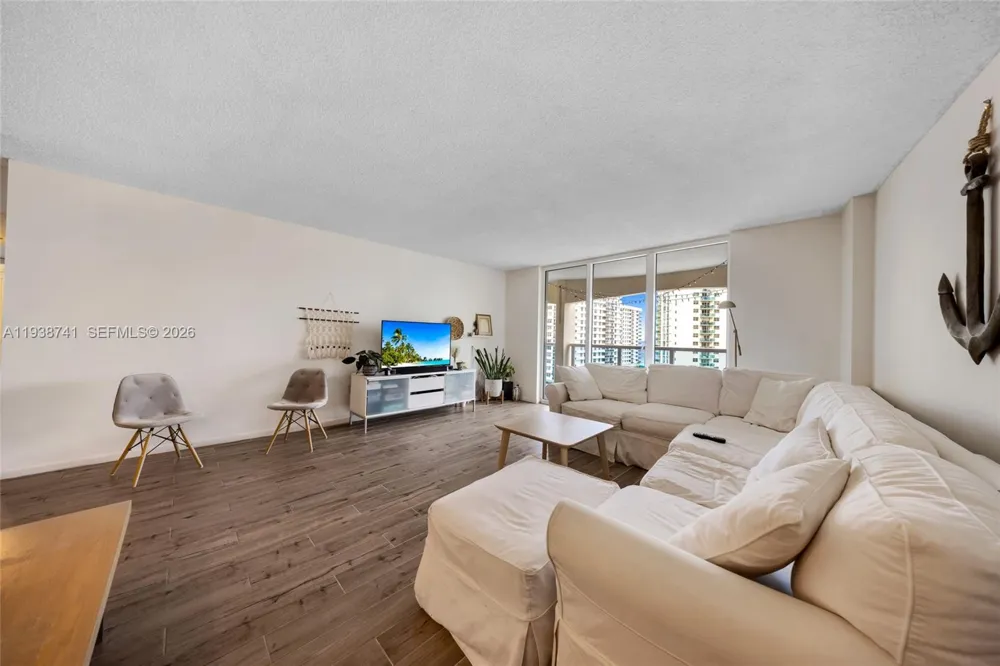 3800 S Ocean Dr #817 Hollywood, FL 33019